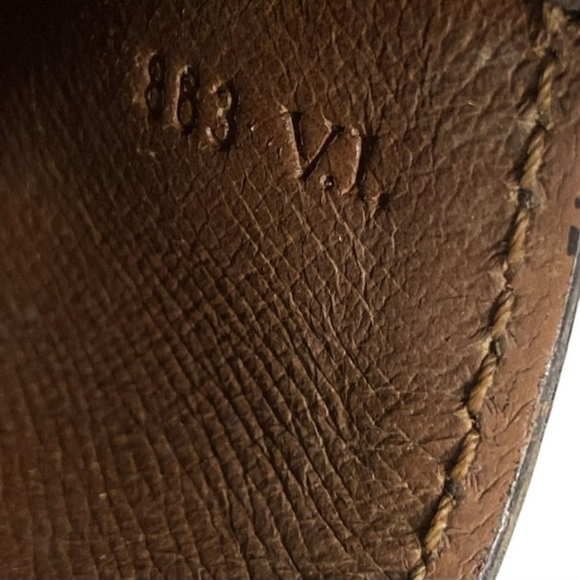 Louis Vuitton Monogram Saint Cloud PM Crossbody Bag - Picture 7 of 16